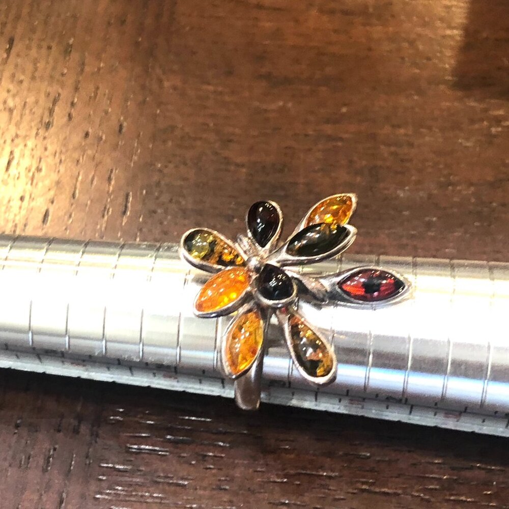 Sterling Silver Ring with Multi Amber Stones - Picture 3 of 12